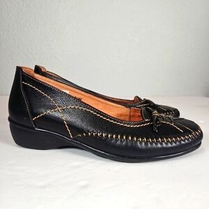 Spring Step "Tori"Leather Brown Loafers Slip-on Tie-Bow Front Womens Size 6.5